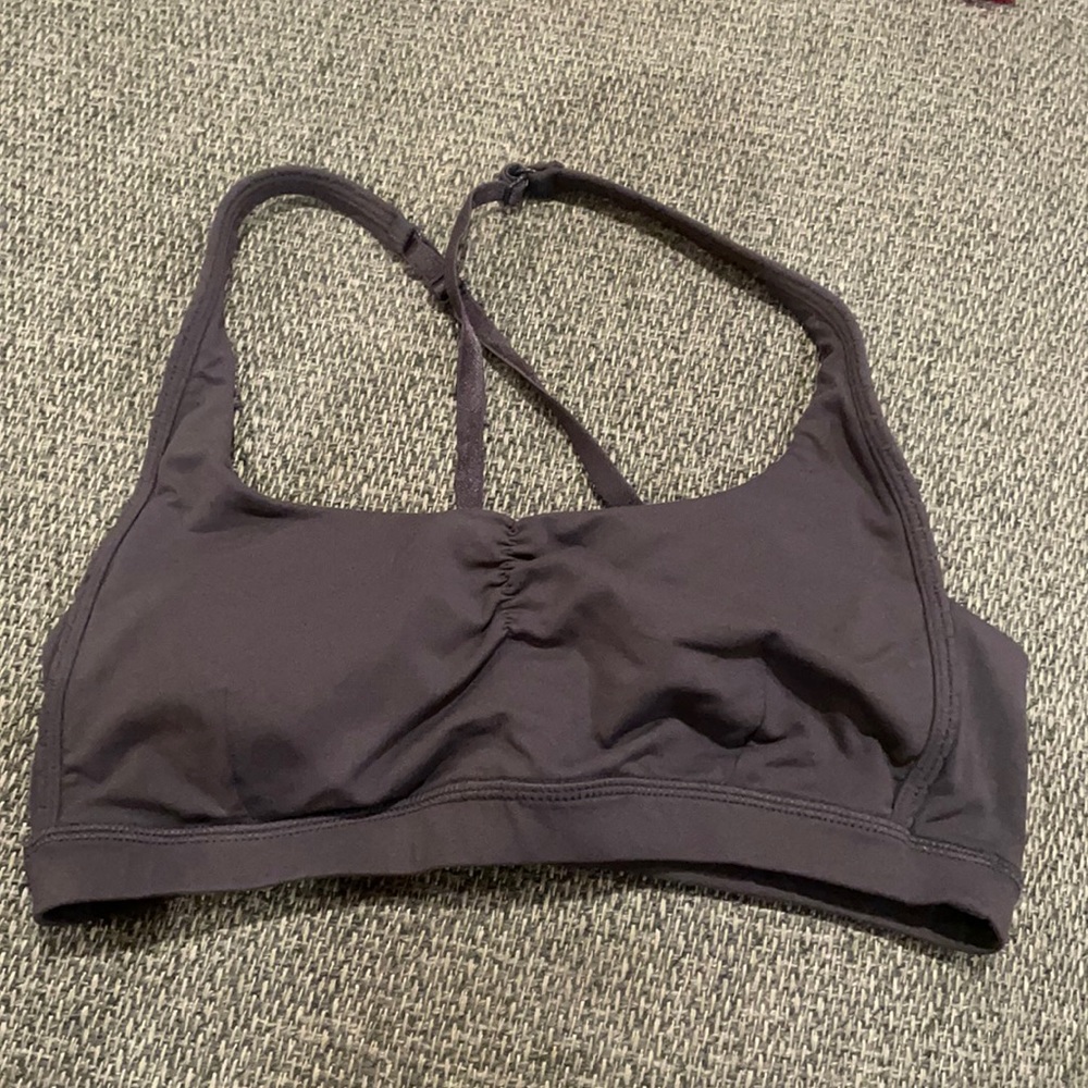 Women’s sports bra